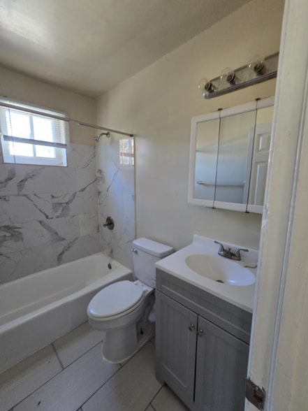 Building Photo - 4108 North Ave