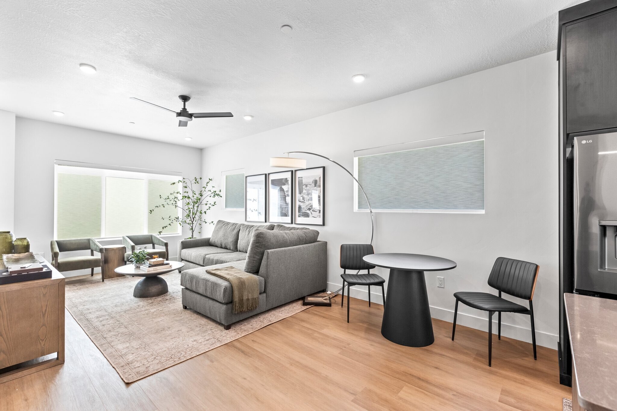 Building Photo - 765 N 400 W