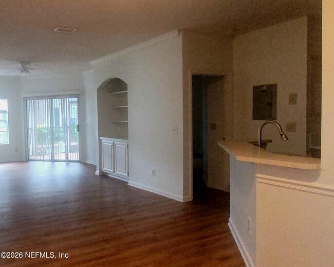 Building Photo - 1300 Riverplace Blvd