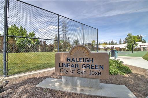 Building Photo - 890 White Moonstone Loop