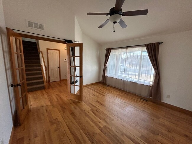 Building Photo - Spacious 5-Bedroom Home with Finished Basement and 3-Car Garage in Wellington