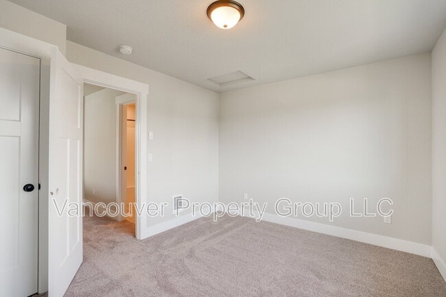 Building Photo - 2924 NW 16th St