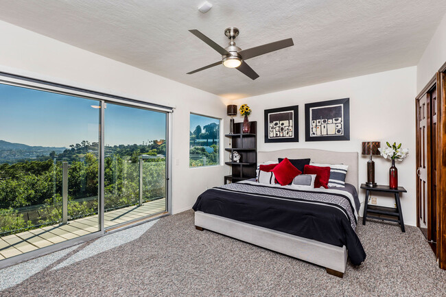 Upstairs Primary Bedroom - 3212 Wrightwood Dr