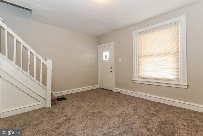 Building Photo - 1638 S Conestoga St