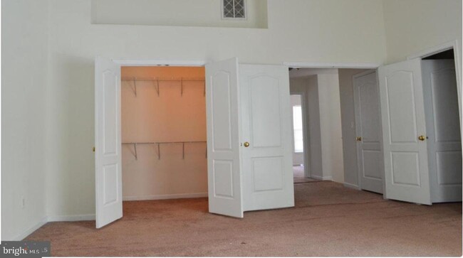 Building Photo - 25508 Crossfield Dr