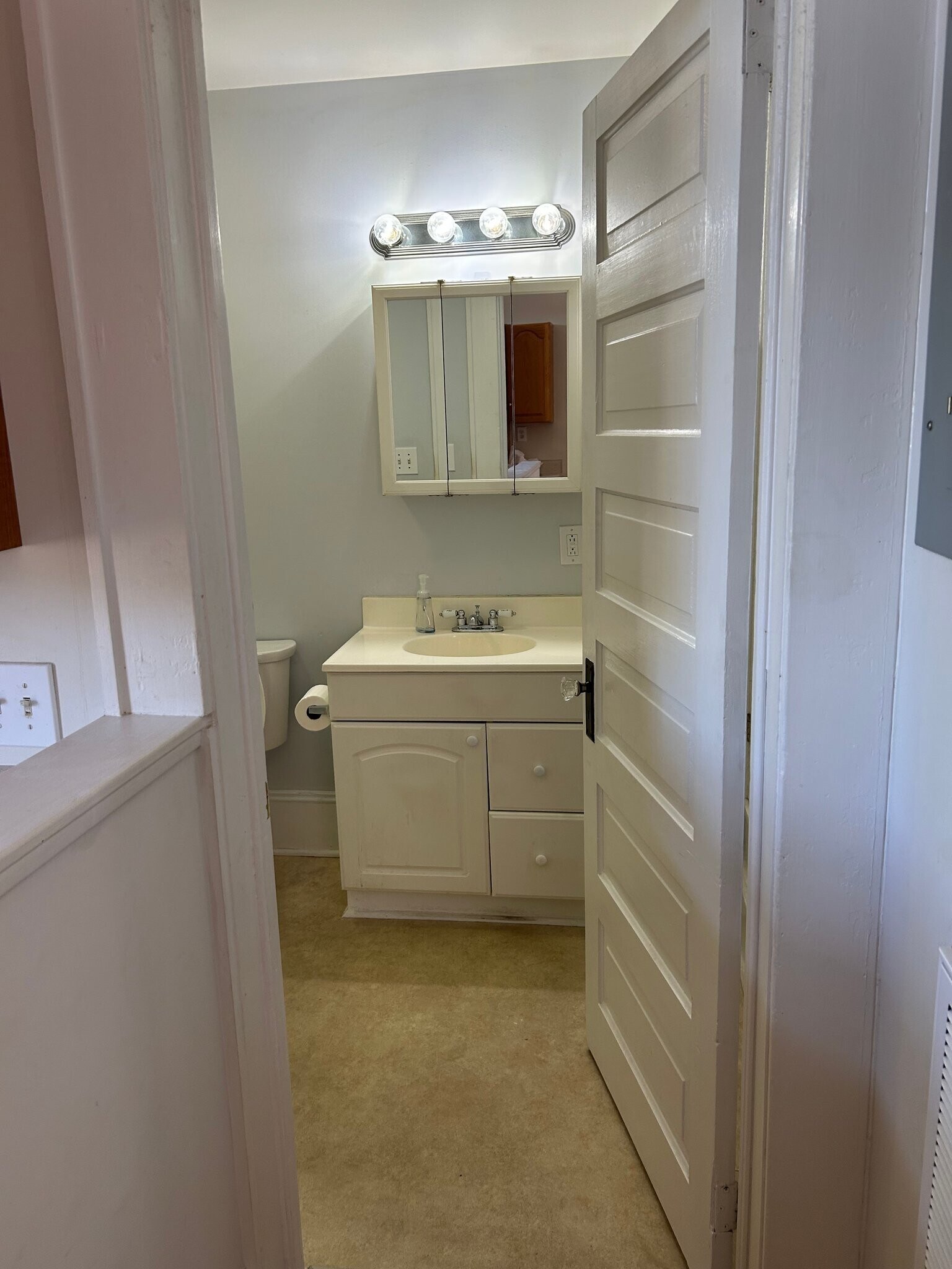 Building Photo - 26 N Congress St