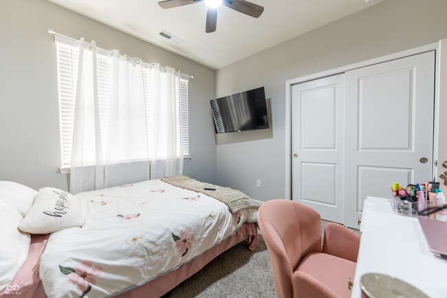 Building Photo - 354 Limerick Ln