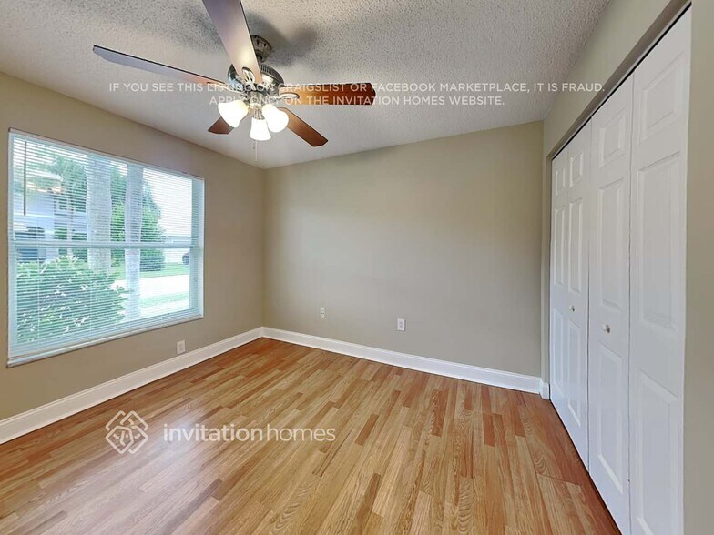 Building Photo - 5459 NW 120th Ave