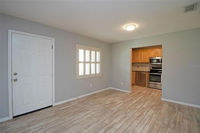 Building Photo - 6150 Gulfport Blvd S