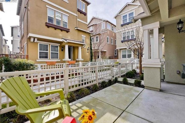 Building Photo - 2906 Pescadero Terrace