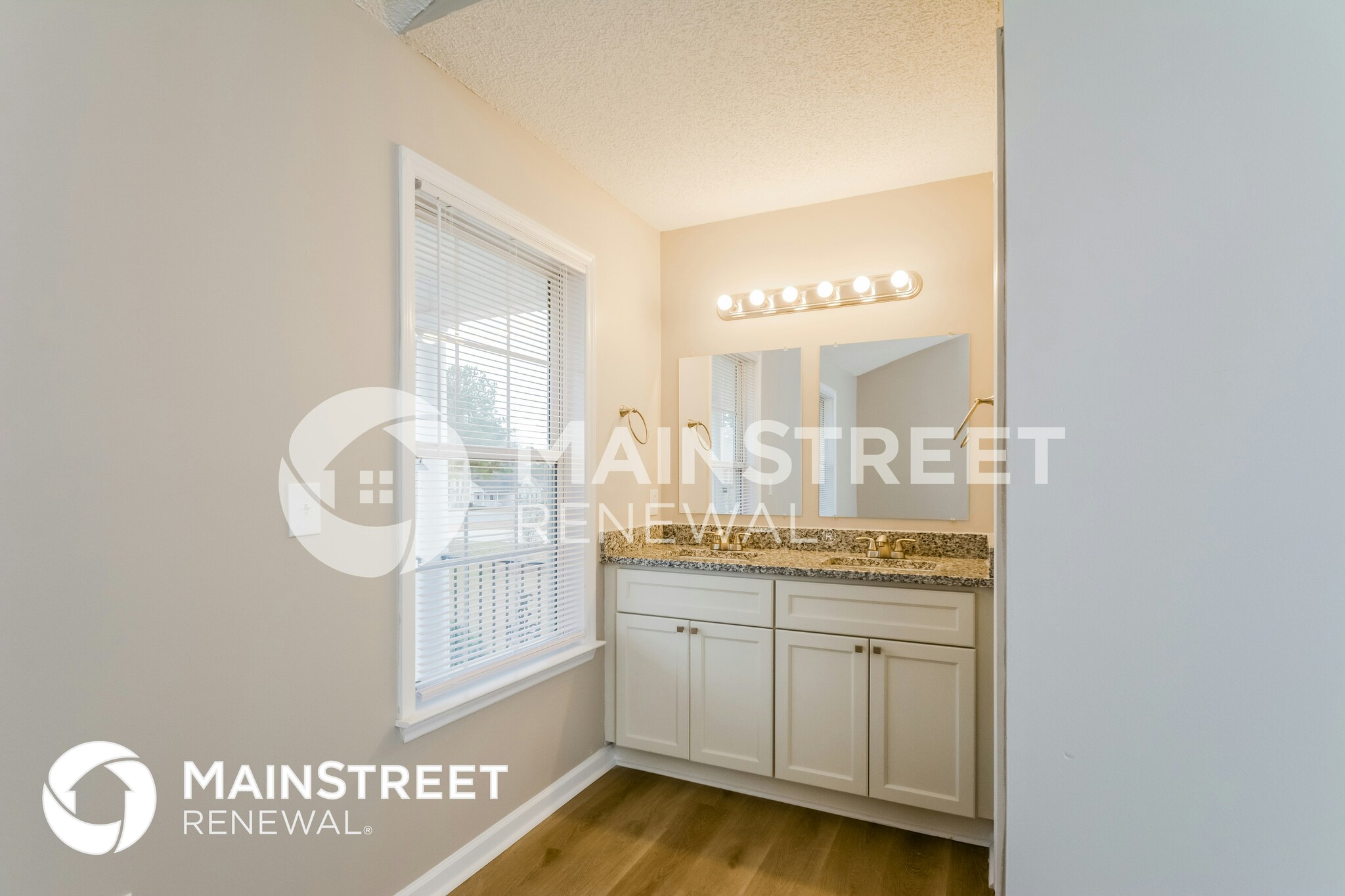 Building Photo - 86 Sommerset Dr