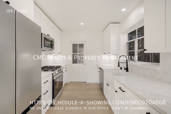 Building Photo - 33 Kennebec Ave