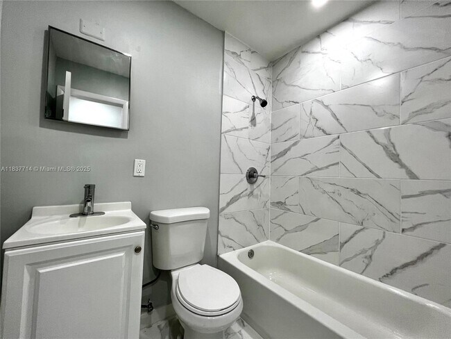 Building Photo - 808 NW 7th Terrace