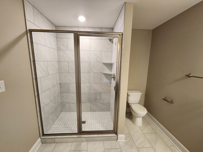 Building Photo - Beautiful 4 Bedroom with Bonus Room Home A...