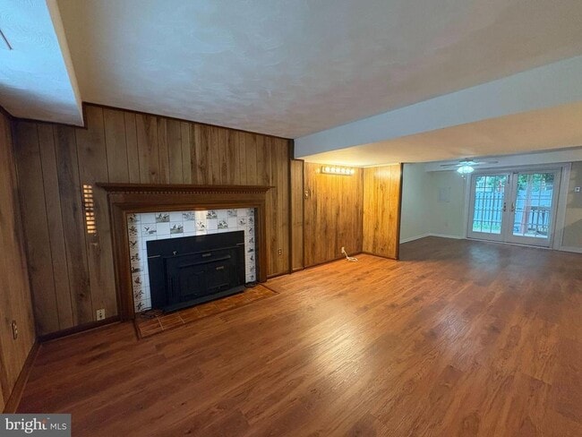 Building Photo - 4513 Squiredale Square