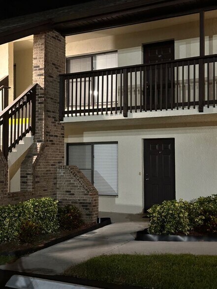 Building Photo - 1515 Huntington Ln