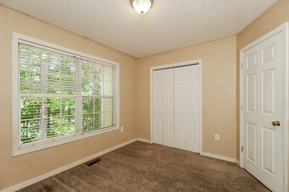 Building Photo - 111 Ridgecrest Dr