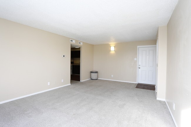 2BR, 1BA - 2A - Heights on Huron