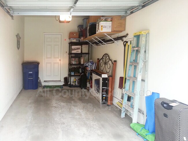Building Photo - 4880 Kerry Lynn View