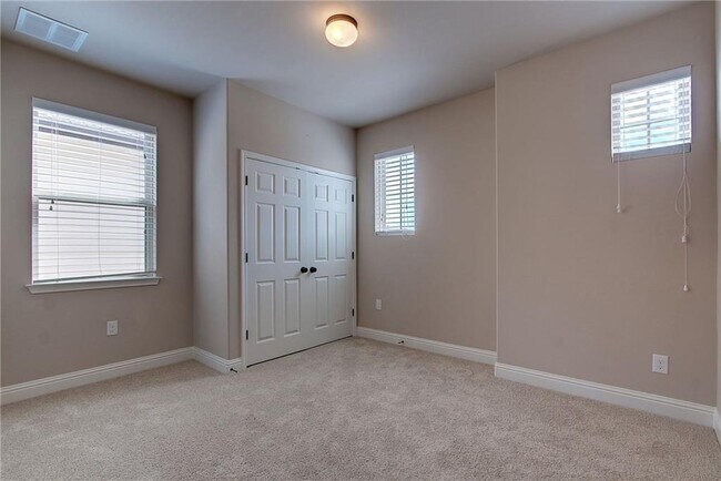 Building Photo - 7201 Puzzle Path