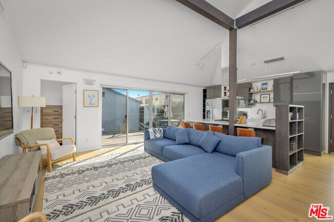 Building Photo - 12312 Charnock Rd