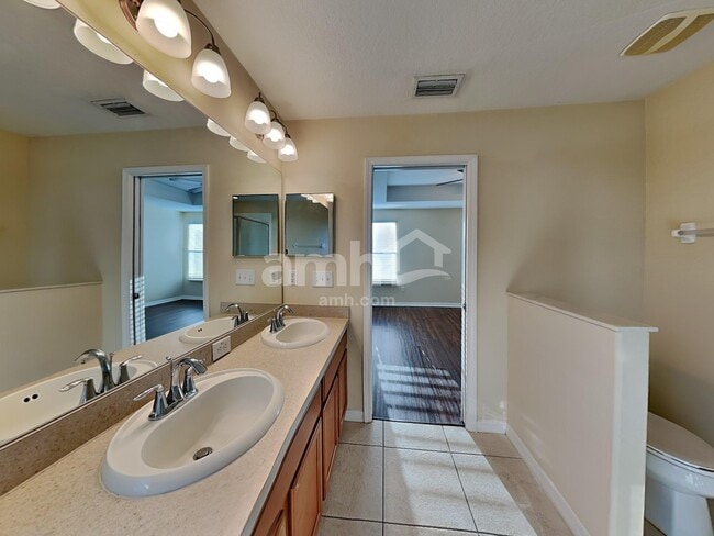 Building Photo - 15419 Shoal Haven Pl