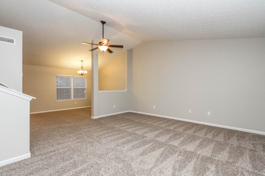 Building Photo - 16864 Maraschino Dr