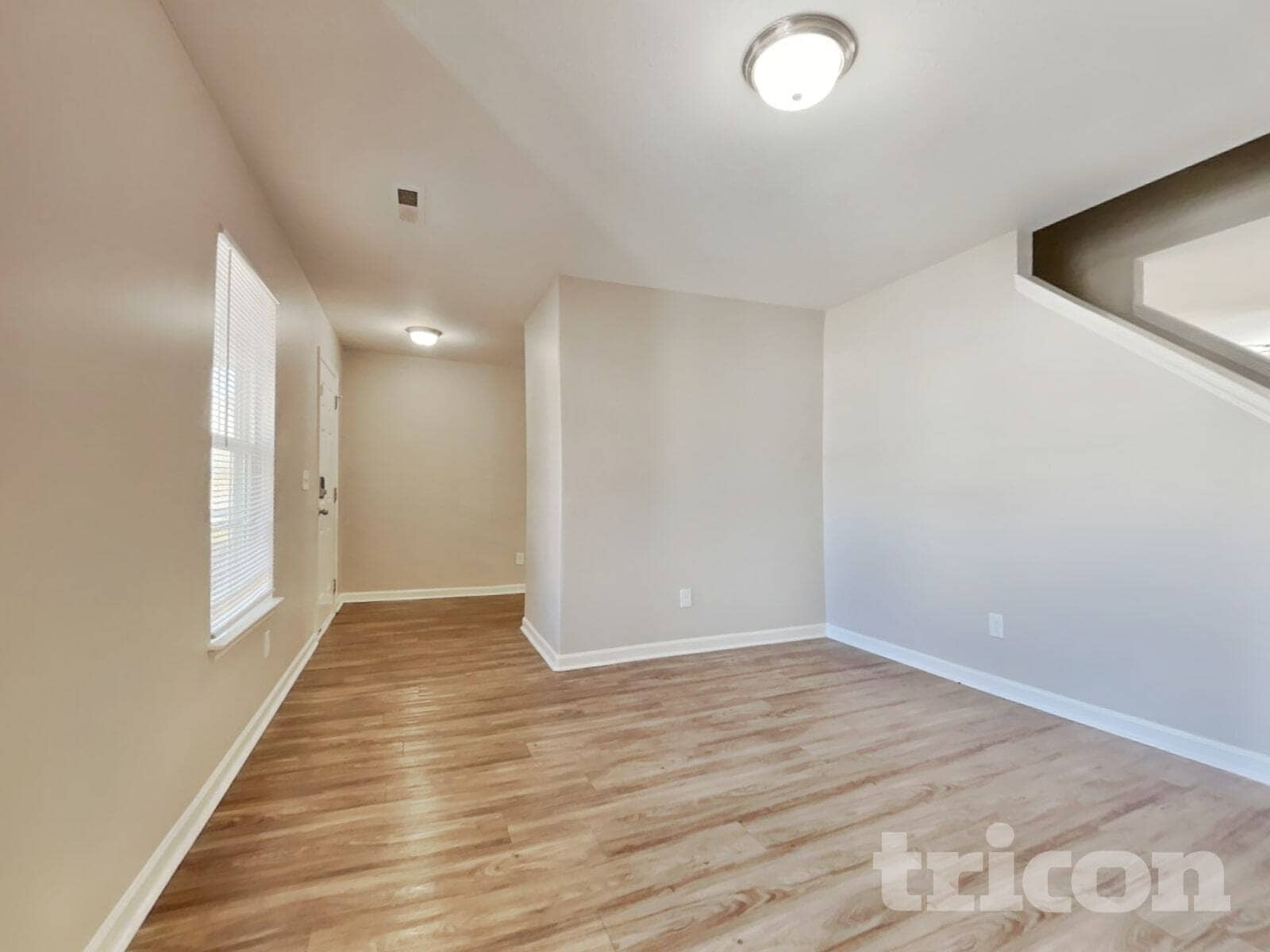 Building Photo - 1925 Buffalo Way