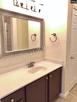 Building Photo - Beautiful Irmo Home