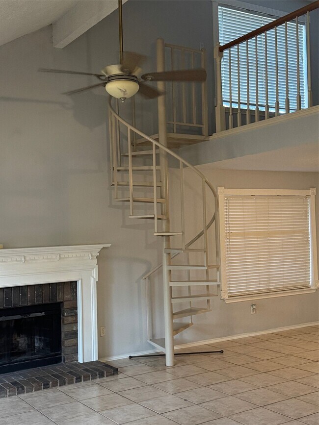 Building Photo - 5838 N Magazine Cir