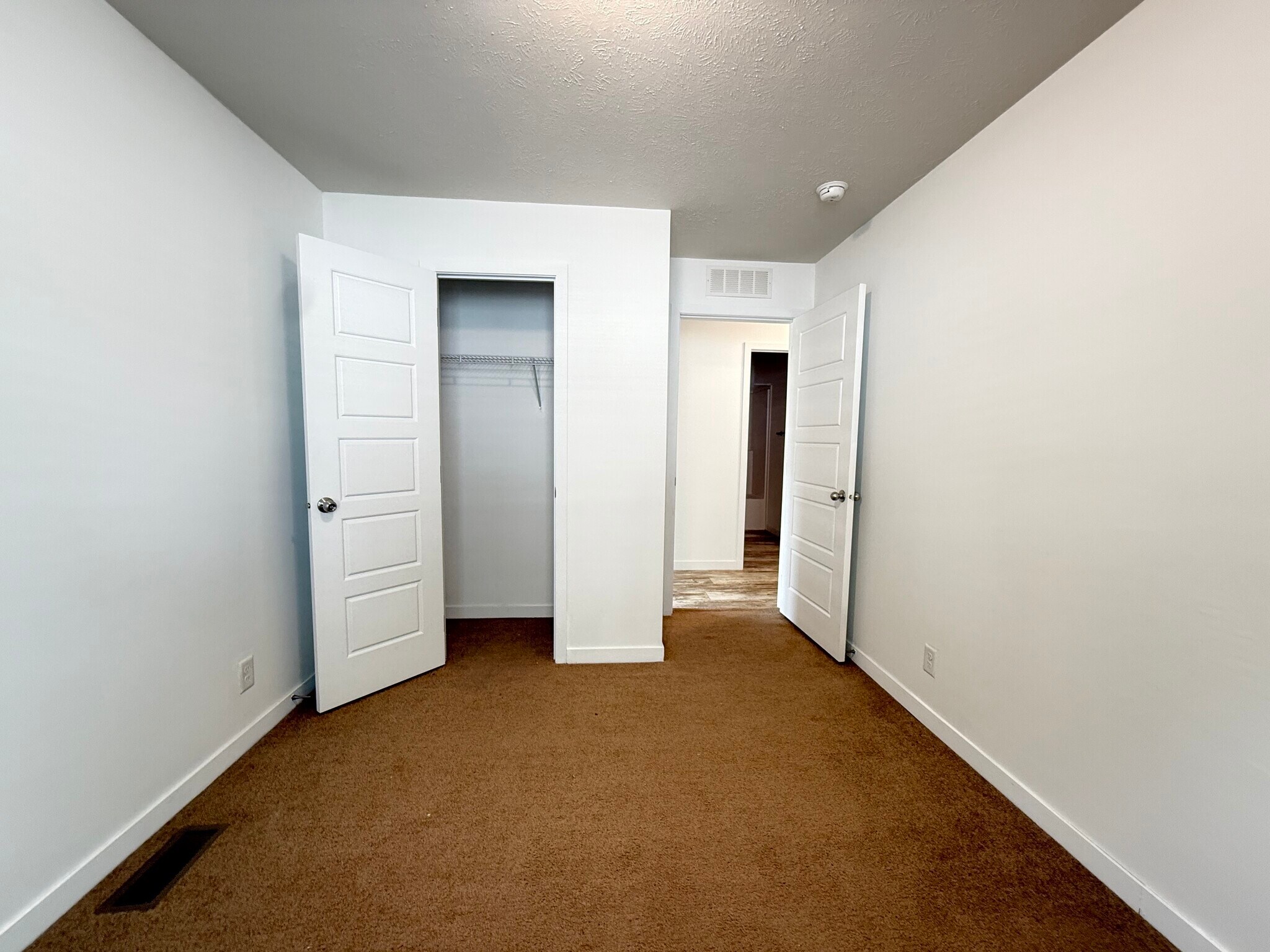 Building Photo - 2018 Lark Ln NW