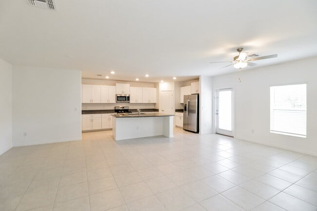 Building Photo - 2141 Skybrooke Blvd