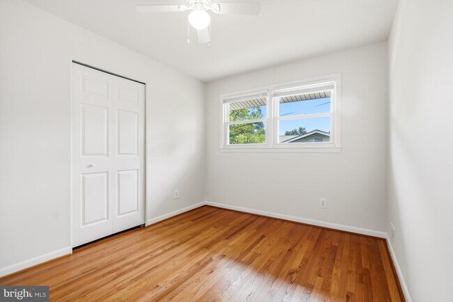 Building Photo - 11840 Enid Dr