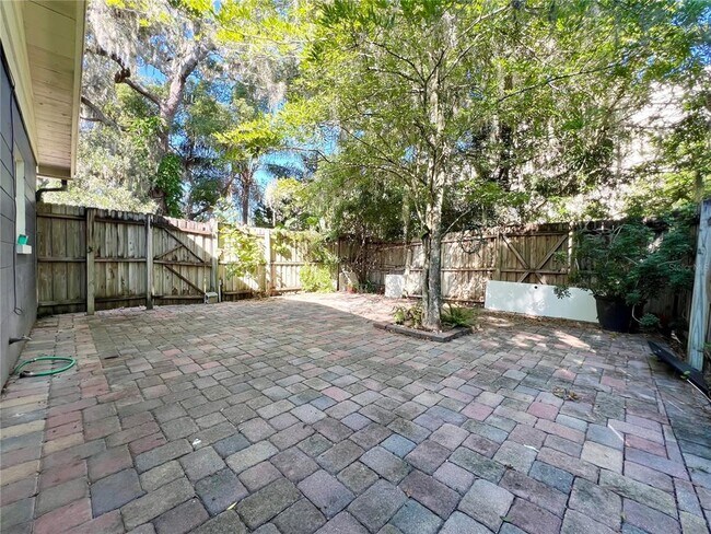 Building Photo - 1055 Cherokee Ave