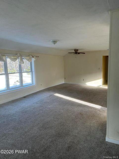 Building Photo - 100 Richardson Ave