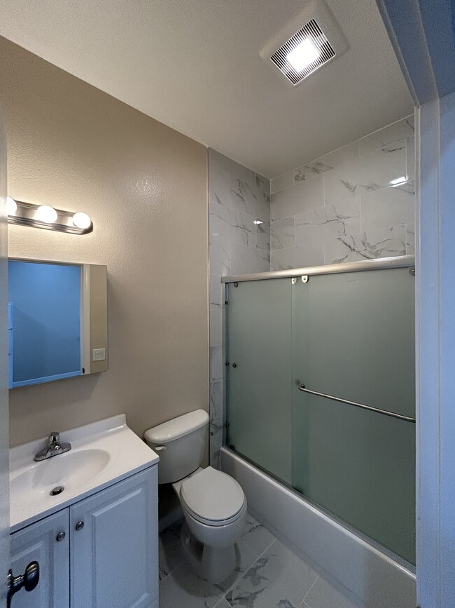 Building Photo - CHINATOWN - Renovated Studio Apartment (1 ...