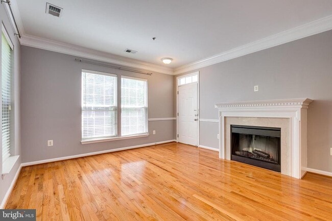 Building Photo - 11582 Cavalier Landing Ct