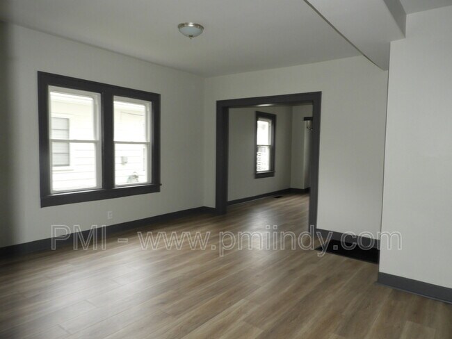 Building Photo - 154 S 9th Ave