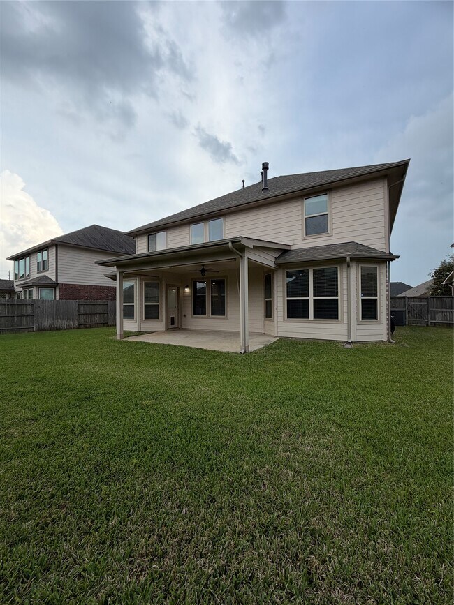 Building Photo - 17518 Cypress Hilltop Wy
