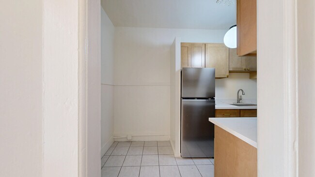 Building Photo - 530 Fell St