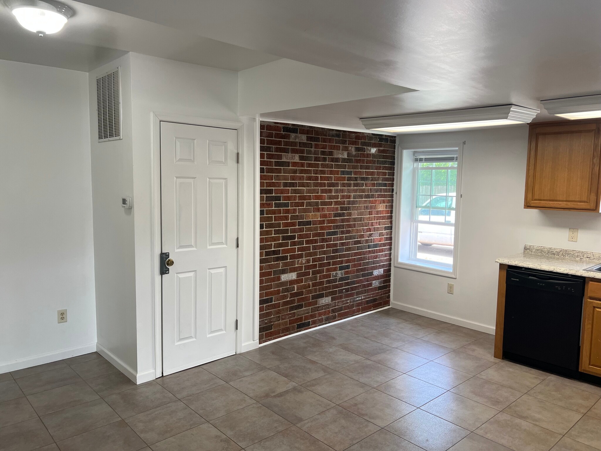 Dining - 7019 Church Hill Rd