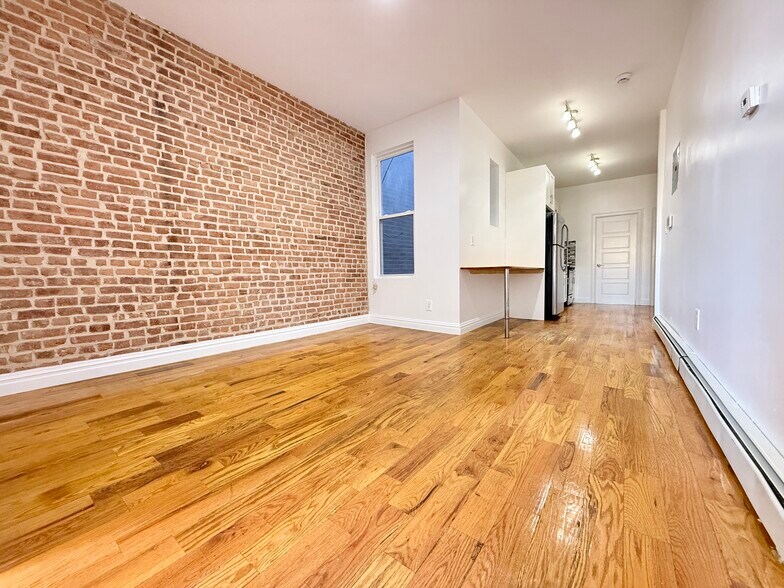 Building Photo - 412 Thomas S Boyland St