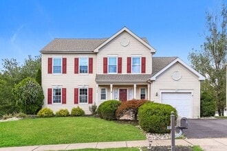 Building Photo - 783 Eagle Ln
