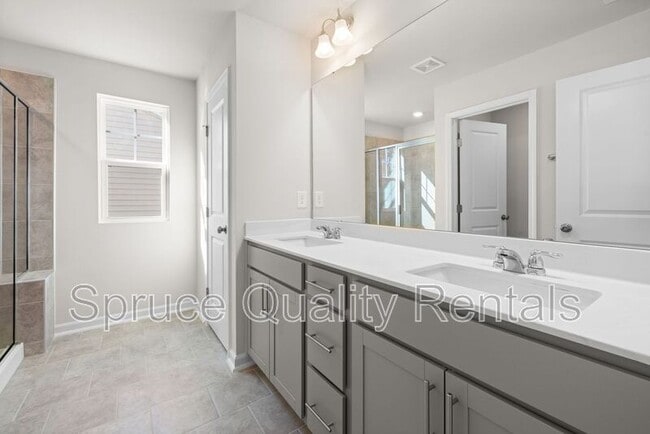 Building Photo - 2219 Cape May Ln