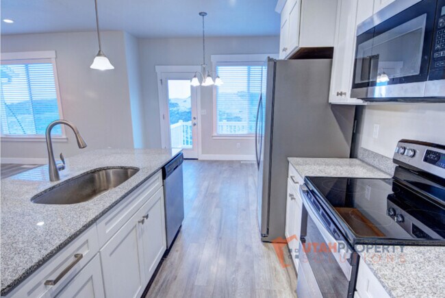 Building Photo - 14847 Garrison Ln