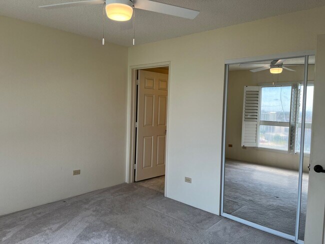 Building Photo - Country Club Villas - 2 bedrooms, 2 bath u...