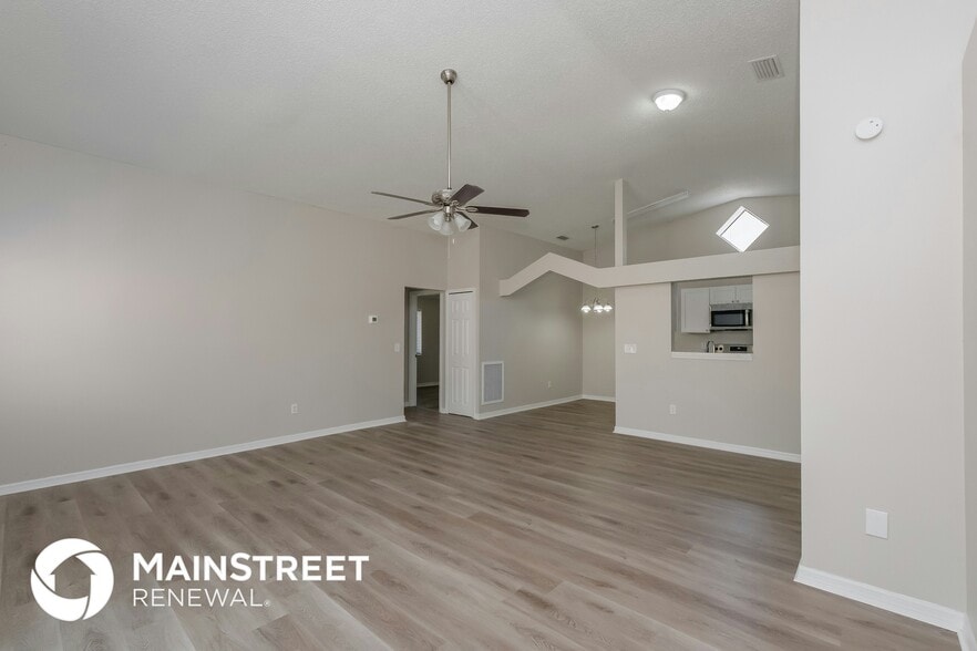 Building Photo - 13404 Laraway Dr