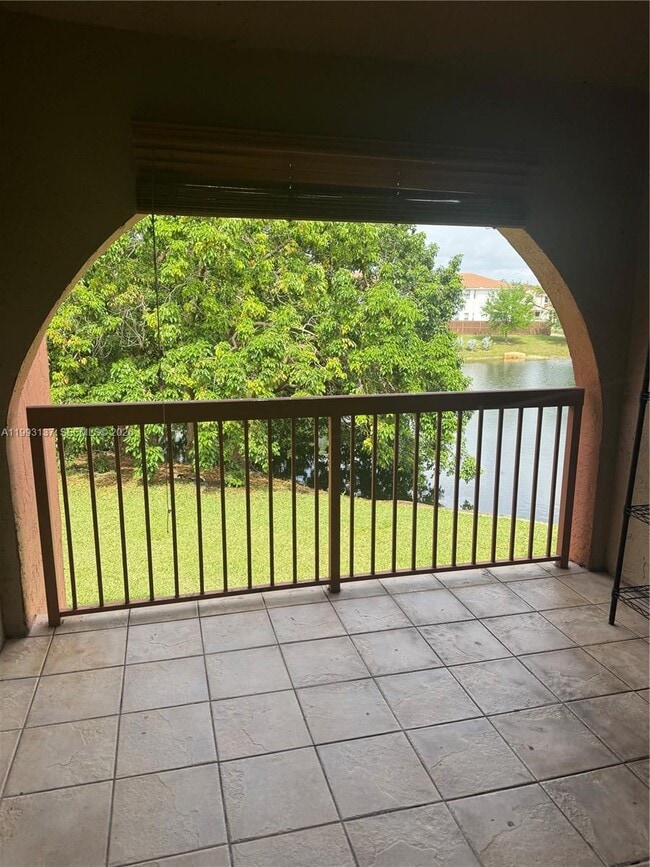 Building Photo - 10233 NW 9th St Cir