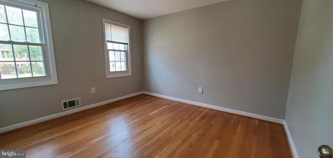 Building Photo - 2521 Farrier Ln