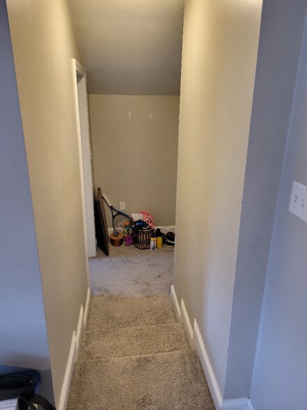 Building Photo - 171 Peirce St